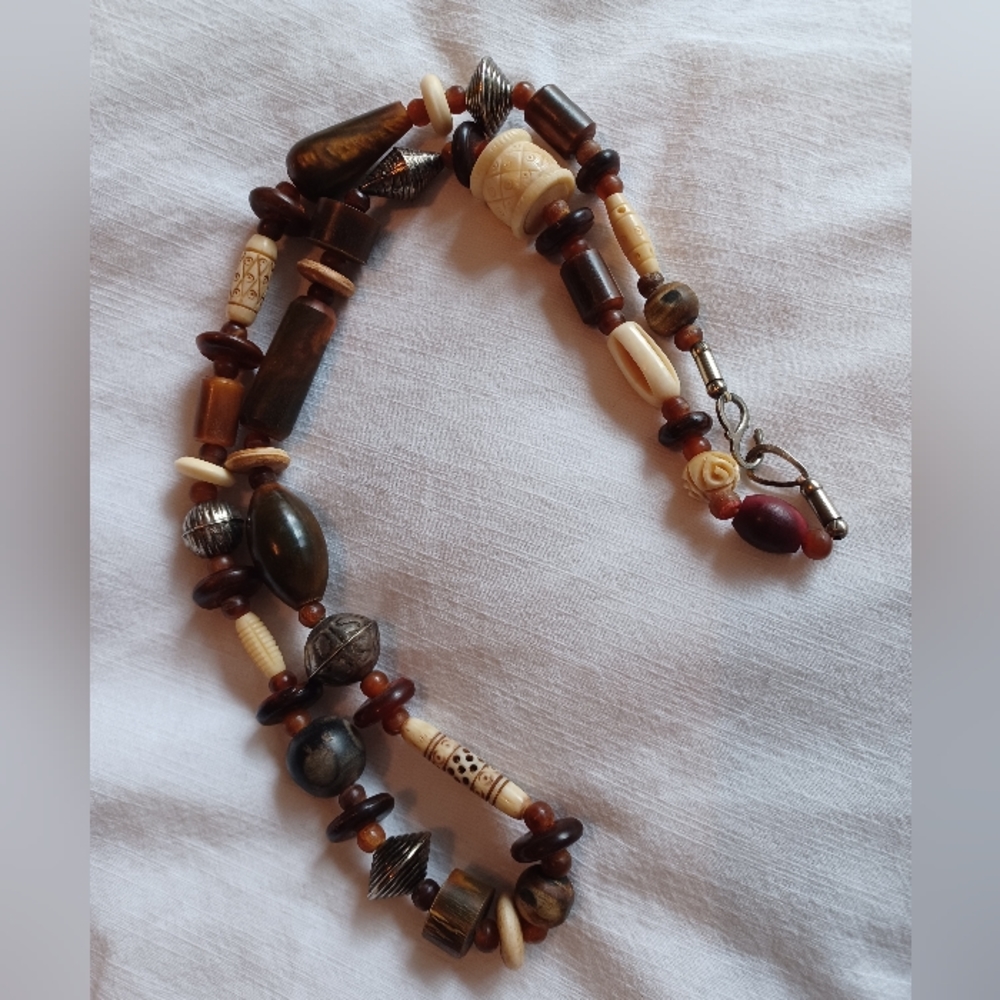 Vintage Wood and Bead Necklace
